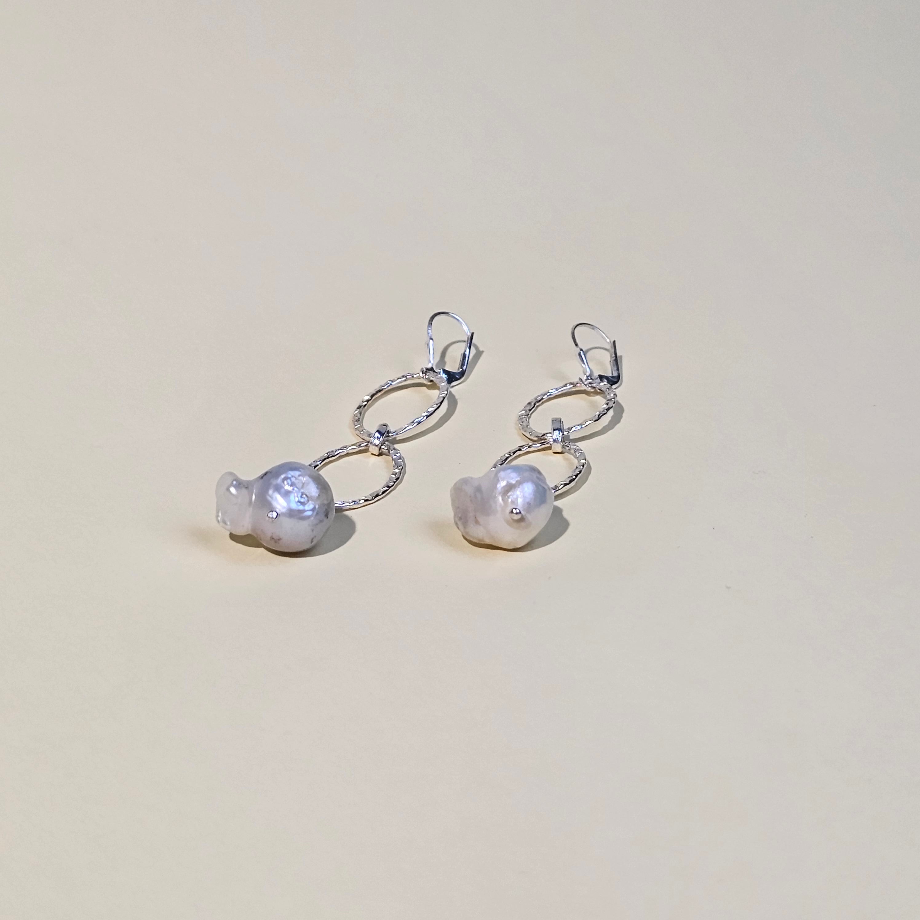 Ohrhänger Barockperle