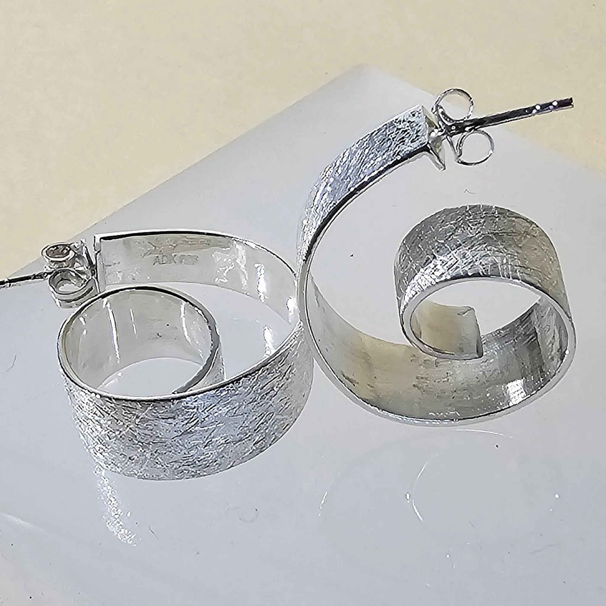 Cosmische Spiralen Ohrstecker