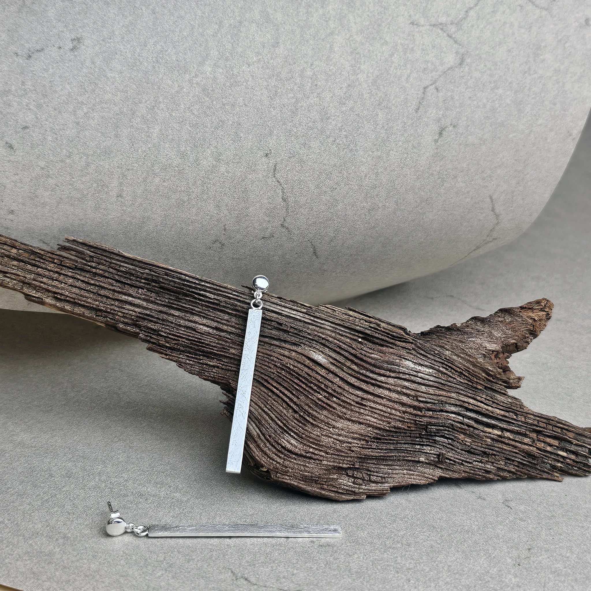 Ohrstecker im Bauhaus-Flair