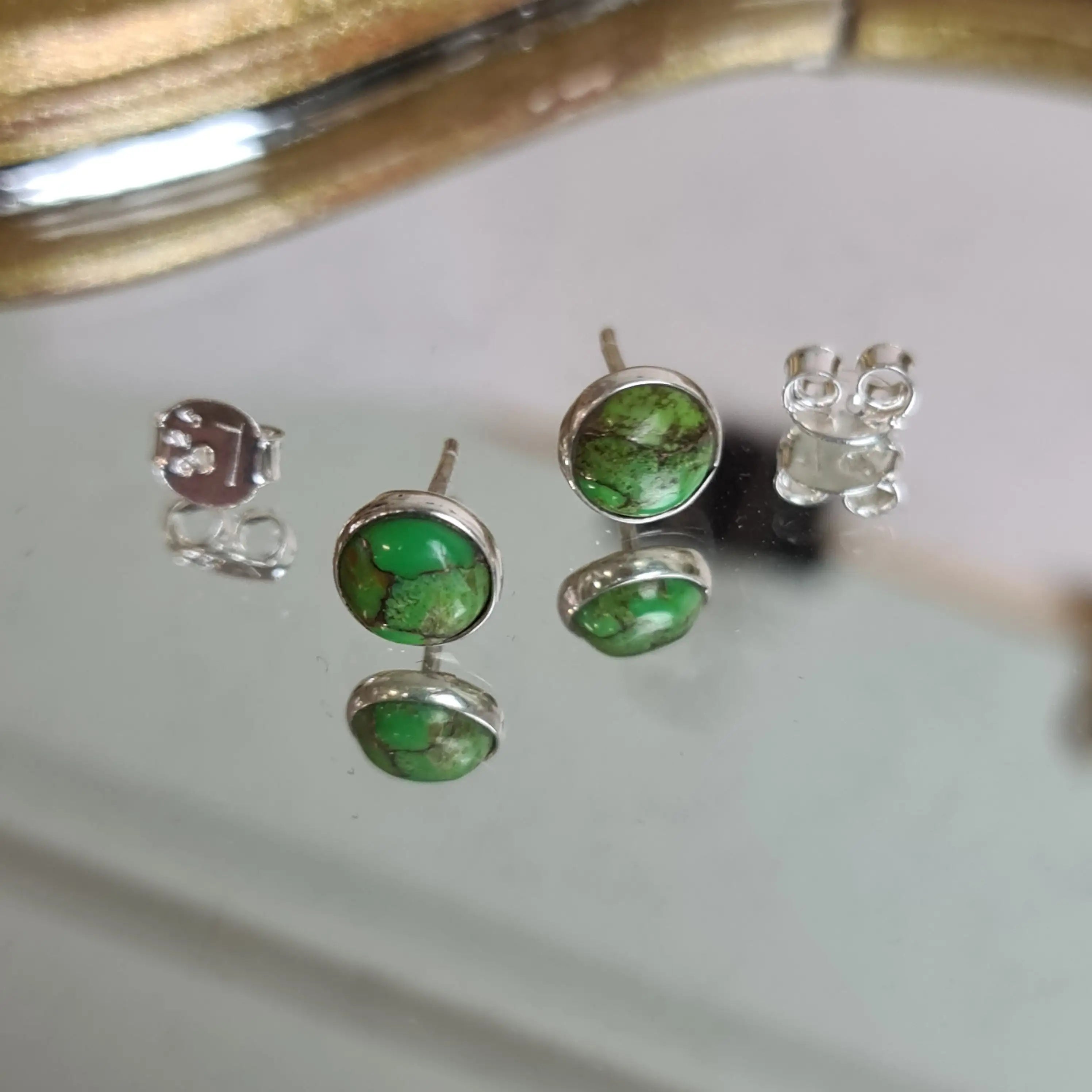 Türkis mit Kupfereinschluß Ohrstecker