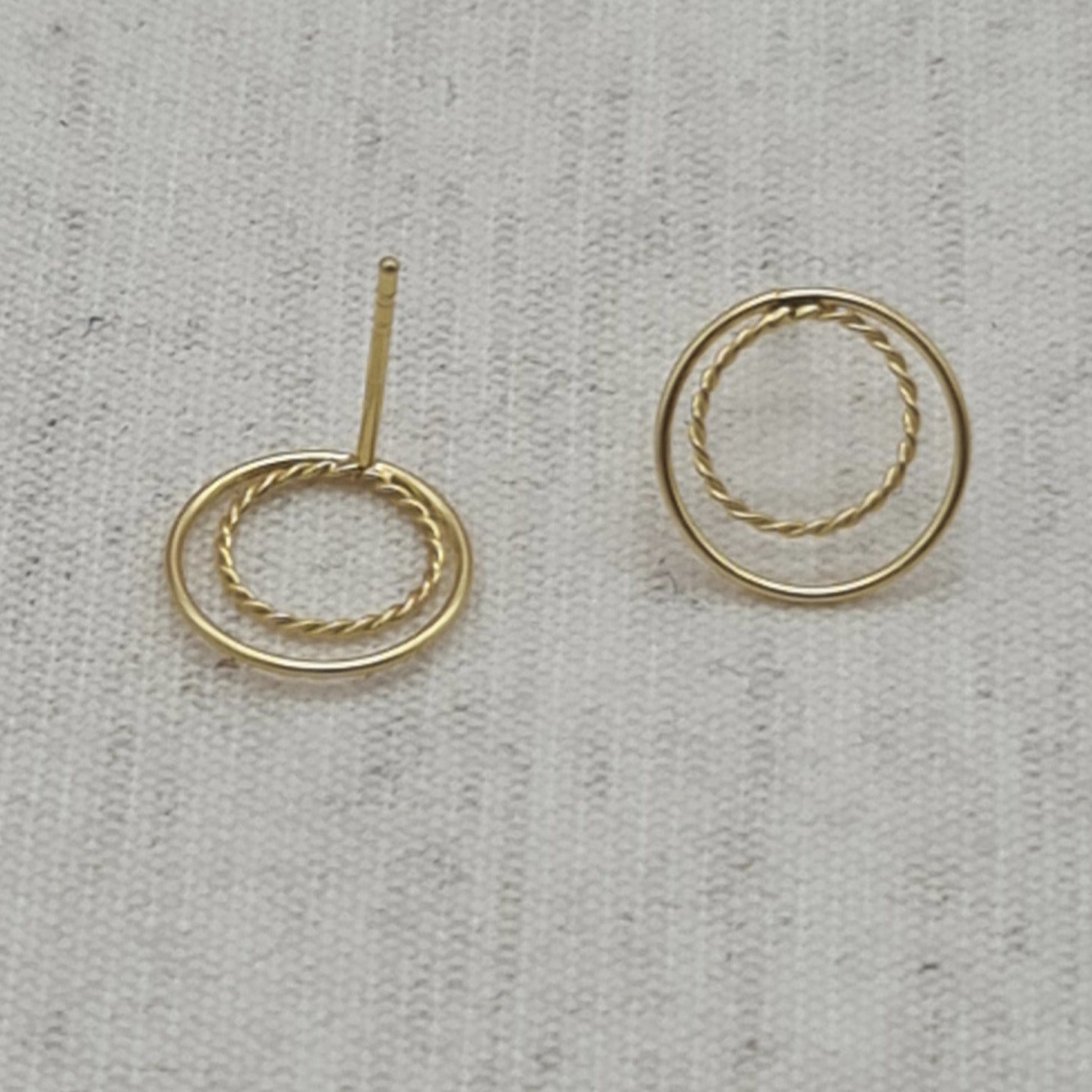 Ohrstecker doppelter Designring