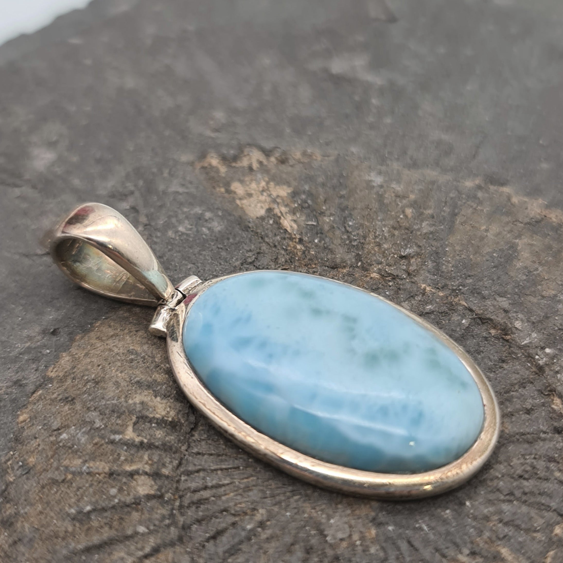 Kettenanhänger Larimar
