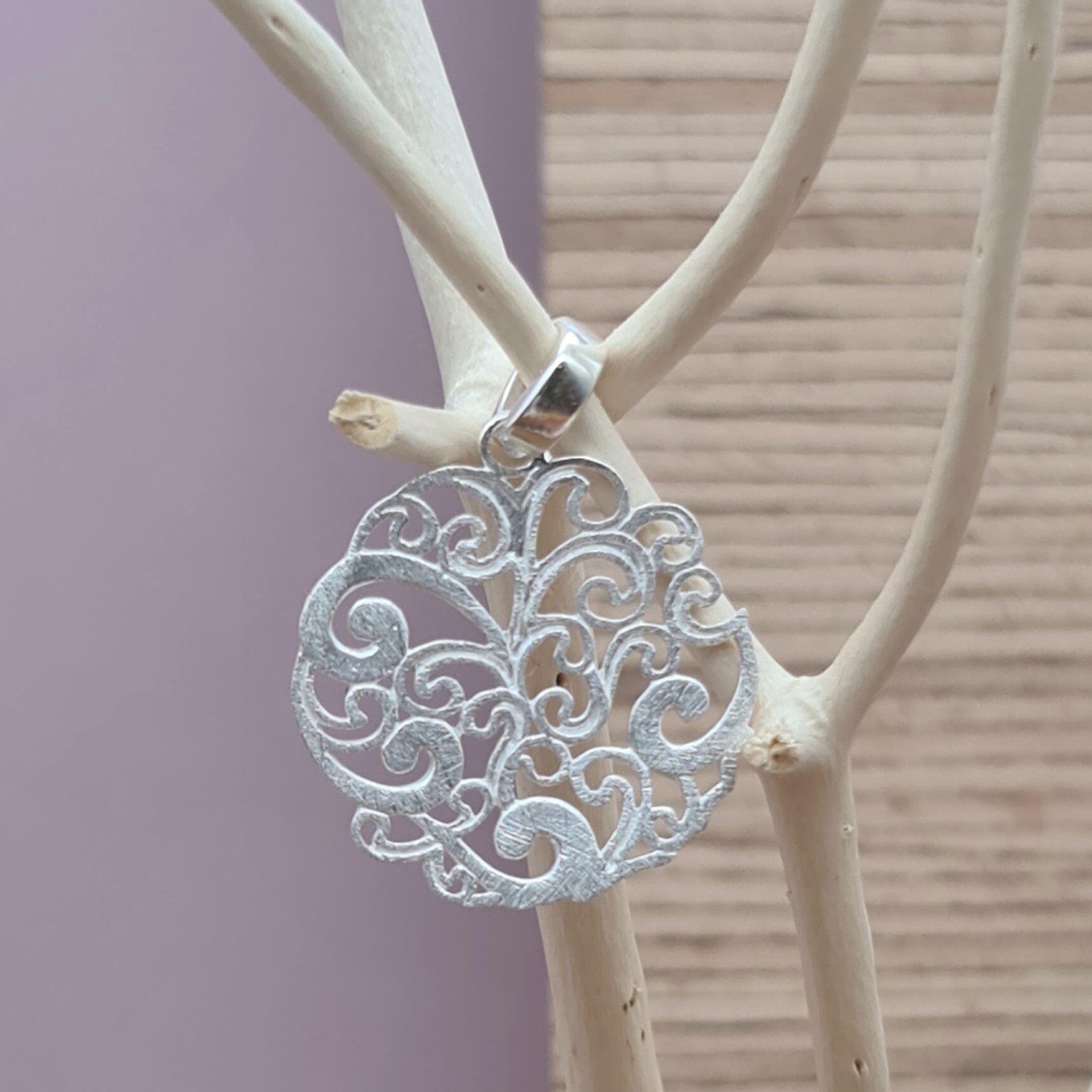 Filigraner Kettenanhänger