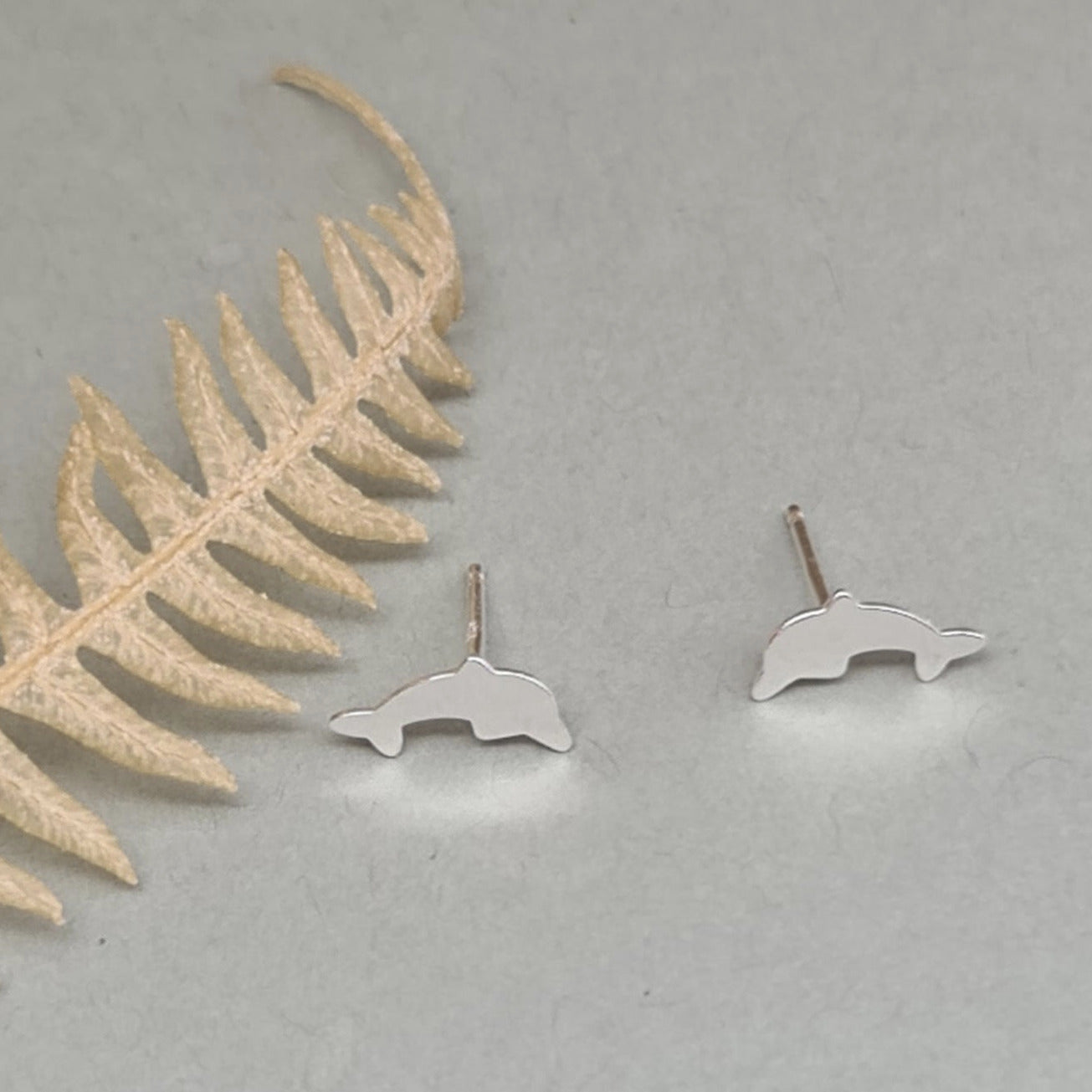 Ohrstecker Delphin