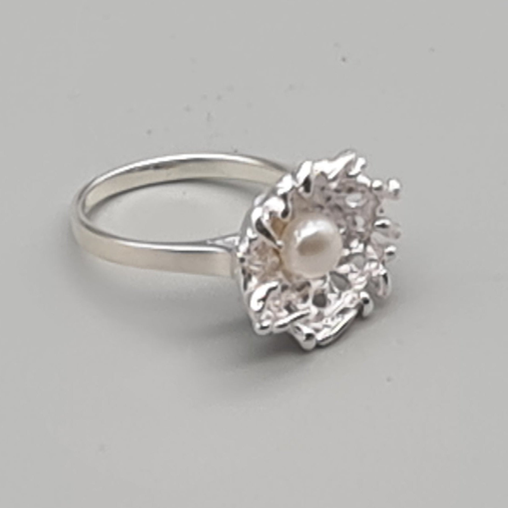 Silberring mit Perle