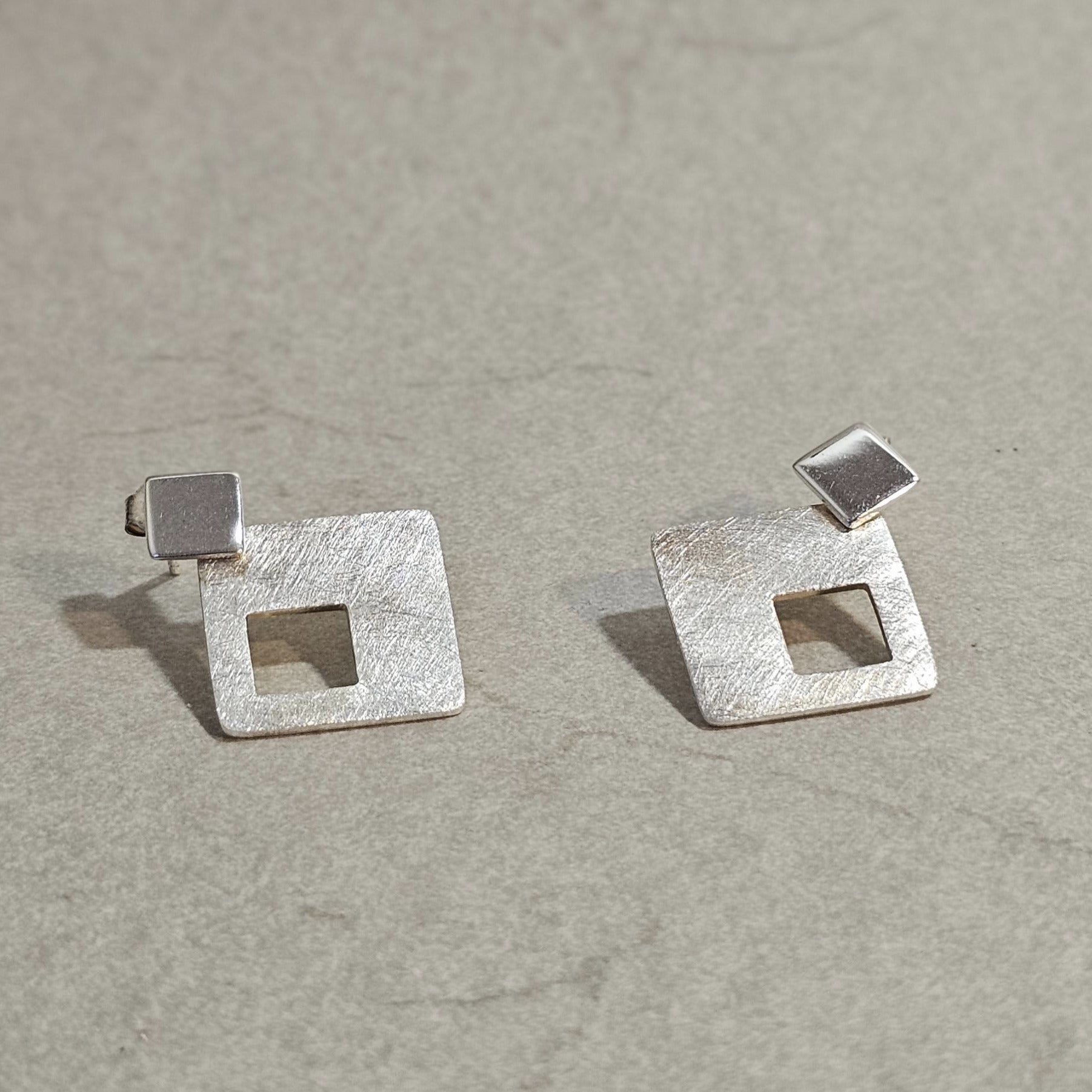Ohrstecker Raute modern