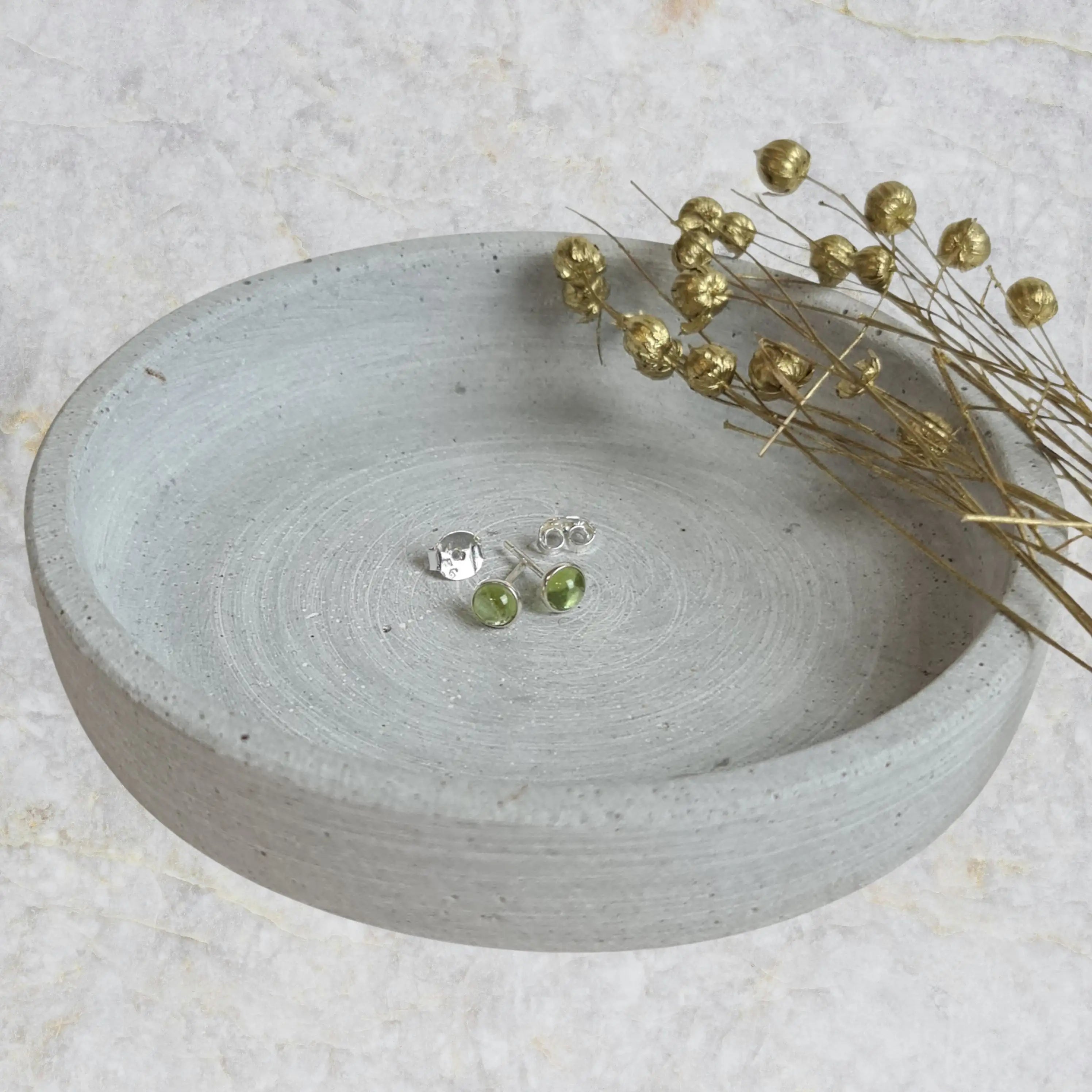 Peridot Ohrstecker