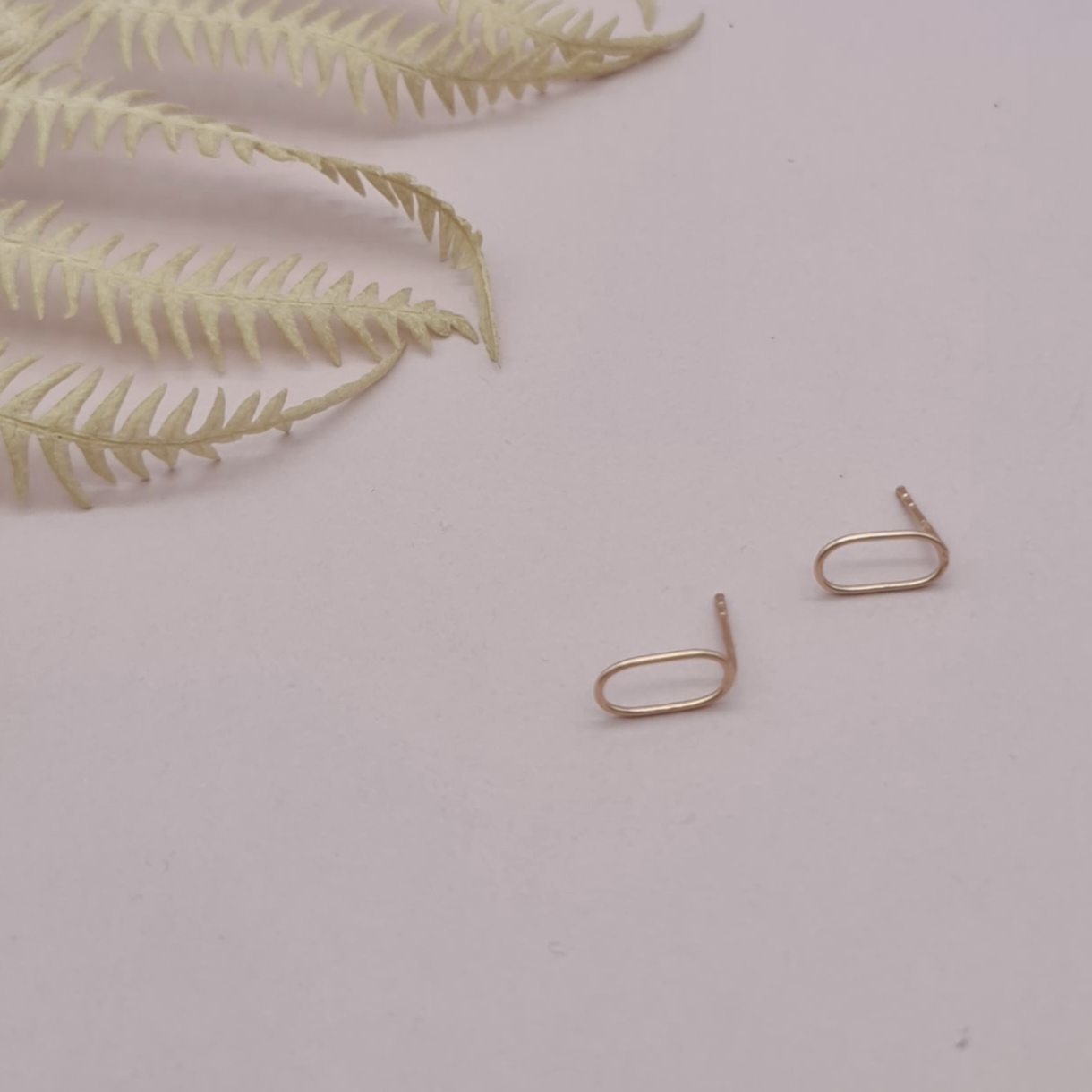 Ovaler Ohrstecker Rosé gold plattiert