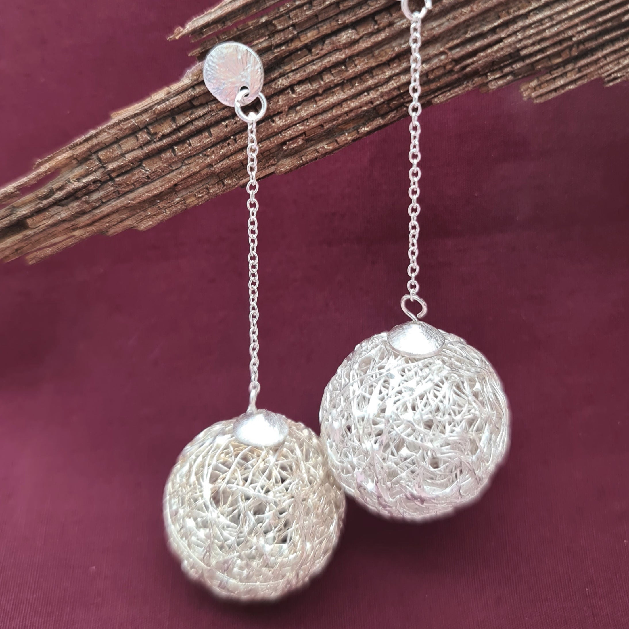 Ohrhänger 925er Silber mit gewickelter Kugel