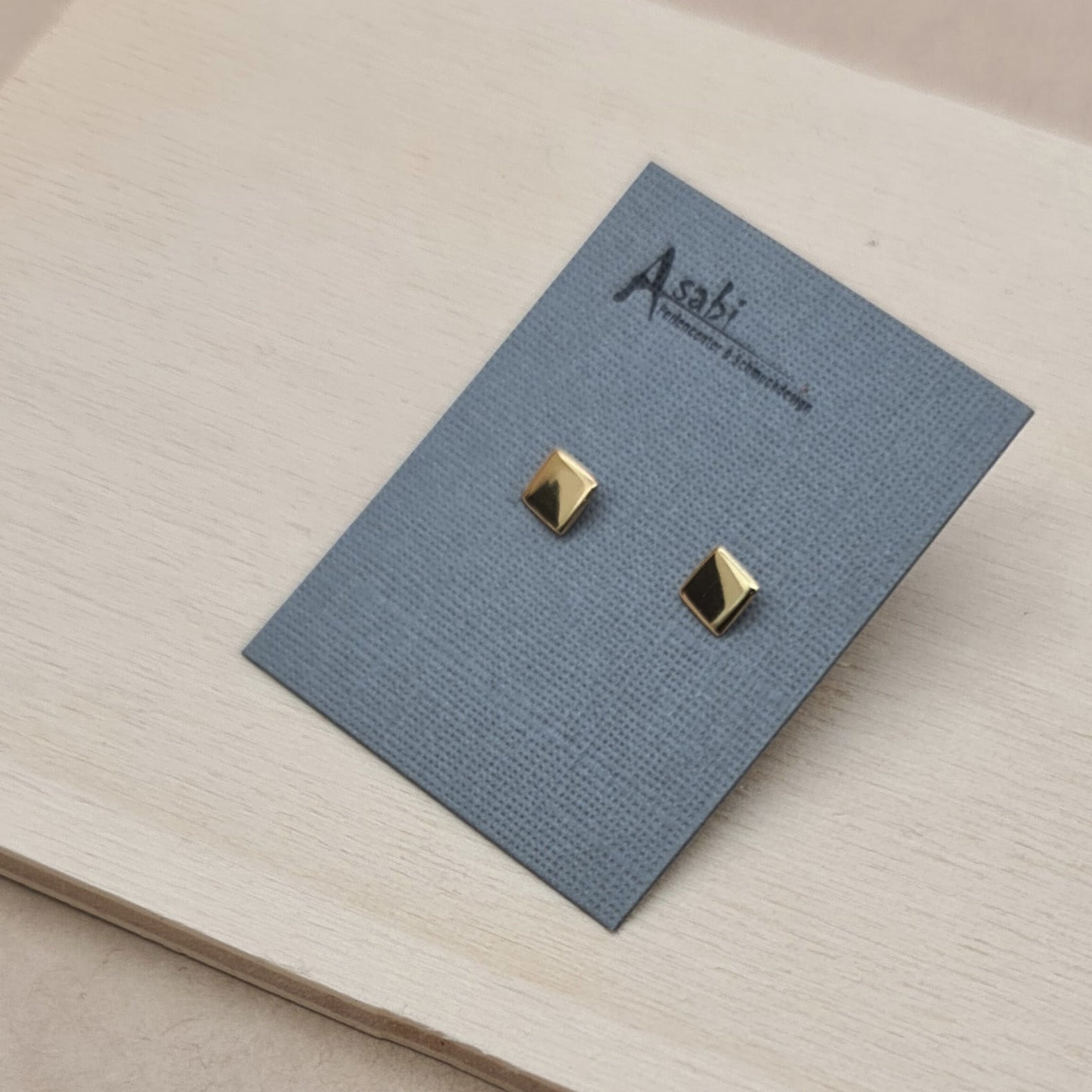 Ohrstecker Quadrat gold